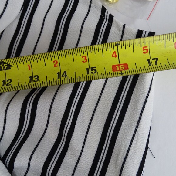 Almost Famous Striped Sleeveless Jumpsuit Women Size L Pearl Button Wide Leg NEW - Picture 14 of 16